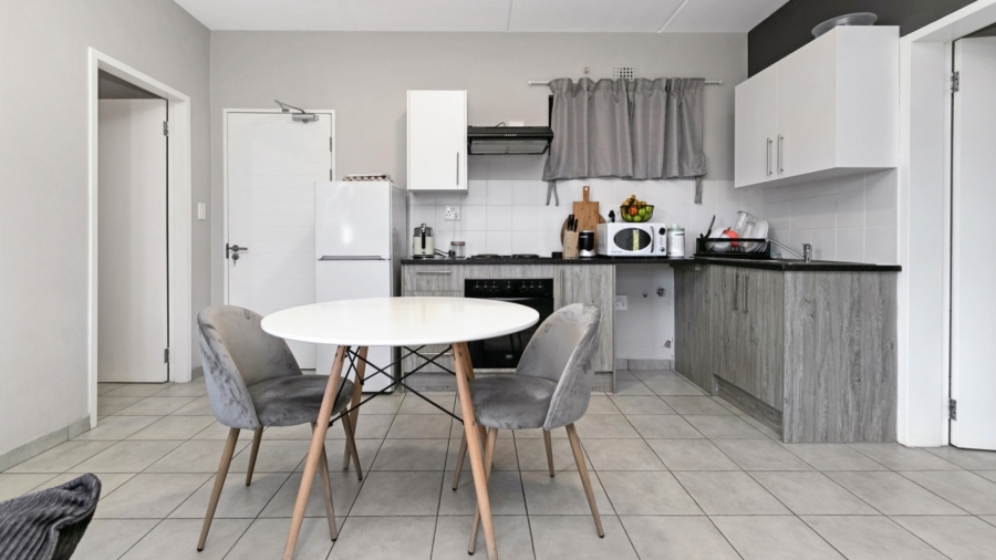 2 Bedroom Property for Sale in Parklands Western Cape